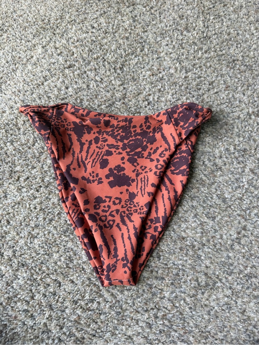 Skatie Salty bottoms in Utica print size S